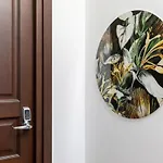 Kro Holt Old Town Luxury With Balcony Bukarest