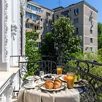 Holt Old Town Luxury With Balcony Värdshus *