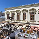 Holt Old Town Luxury With Balcony *