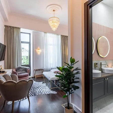 Zajazd Holt Old Town Luxury With Balcony Bukareszt