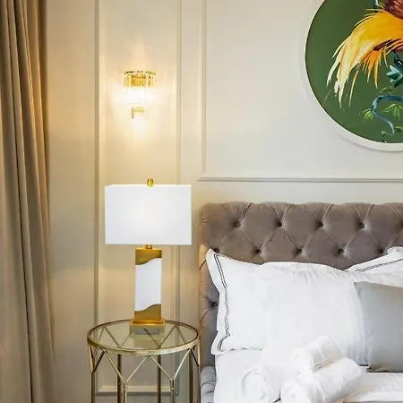 Holt Old Town Luxury With Balcony Han/Misafirhane *
