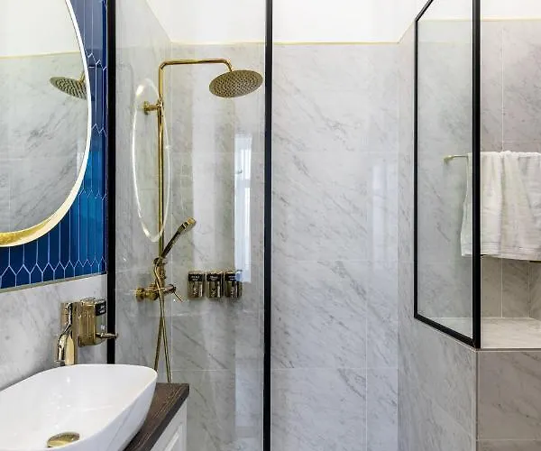 Estalagem Holt Old Town Luxury With Balcony Bucareste