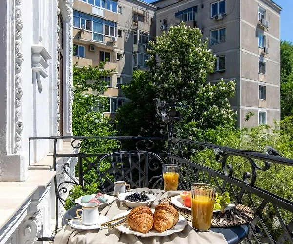 Holt Old Town Luxury With Balcony Mini-hôtel *