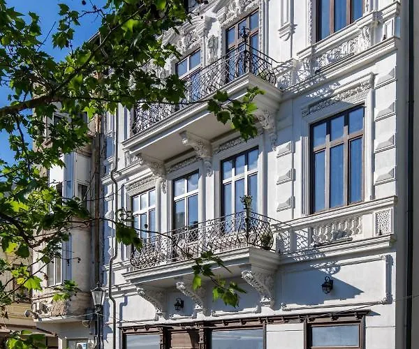 Mini-hôtel Holt Old Town Luxury With Balcony