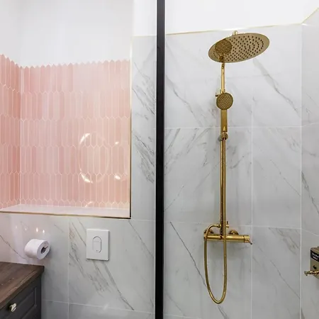 Holt Old Town Luxury With Balcony Bucarest