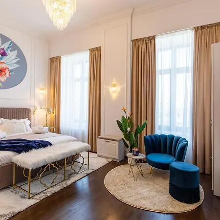 Holt Old Town Luxury With Balcony * Bucarest