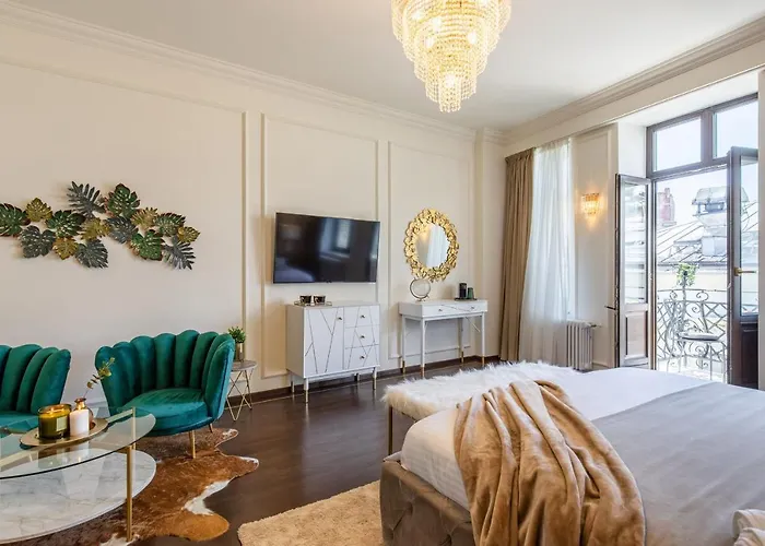 Locanda Holt Old Town Luxury With Balcony Bucarest