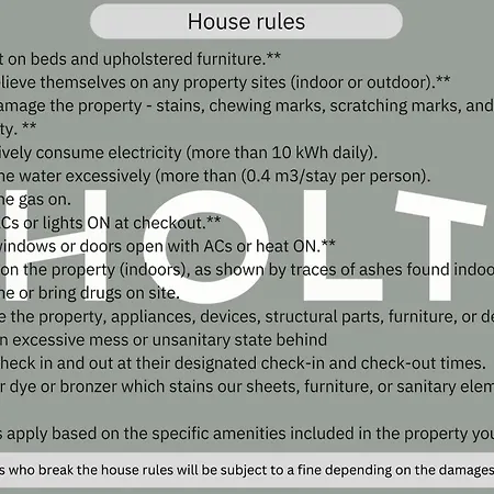 Holt Old Town Luxury With Balcony 여관 *